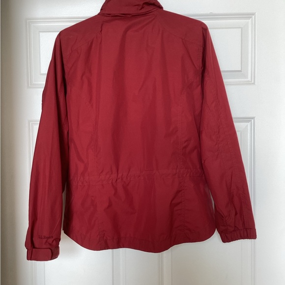 L.L. Bean windbreaker - Picture 2 of 3